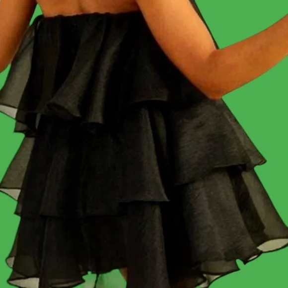 NWT Altar’d State ‘Sadie’ Black Strapless Tiered Ruffle Dress Size XS - Picture 2 of 12